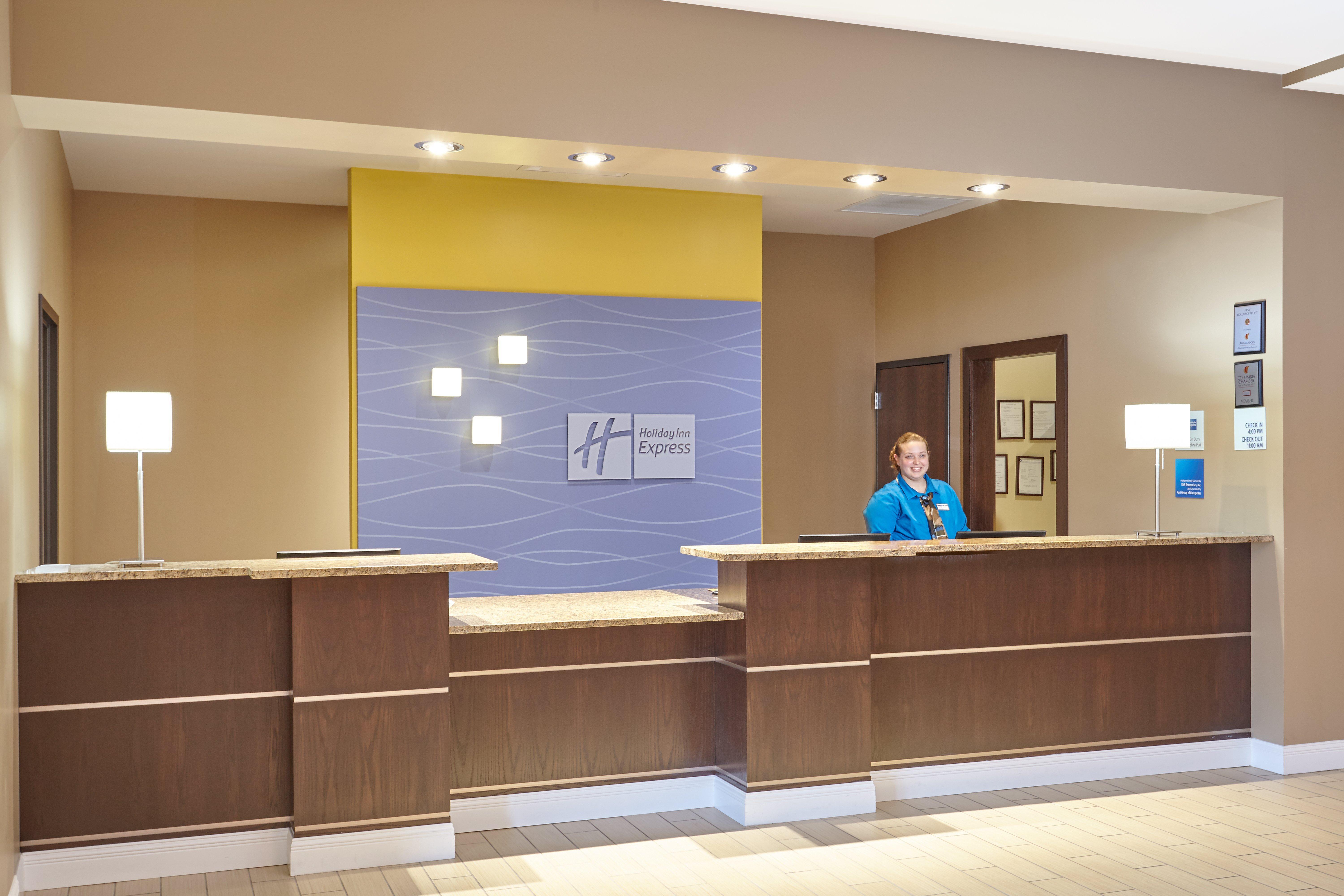 Express And Area By Ihg Hotel 3*