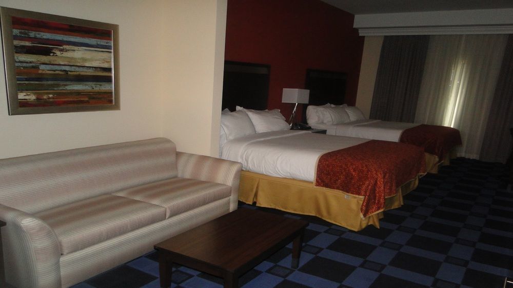 Express And Area By Ihg Hotel Columbia